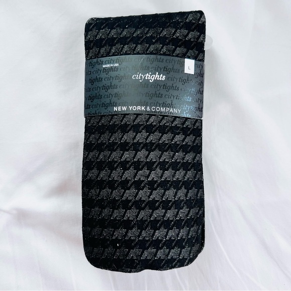 New York & Company NEW City Tights  Black and Gray Textured Diamond Print Size L - Picture 2 of 5